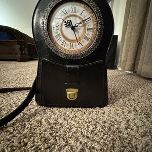 Elegant Black Clock Design Women's Bag